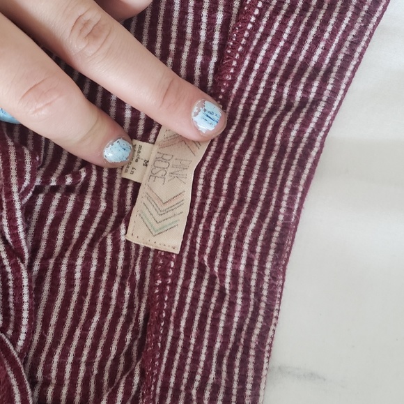 Off shoulder top - Picture 3 of 3